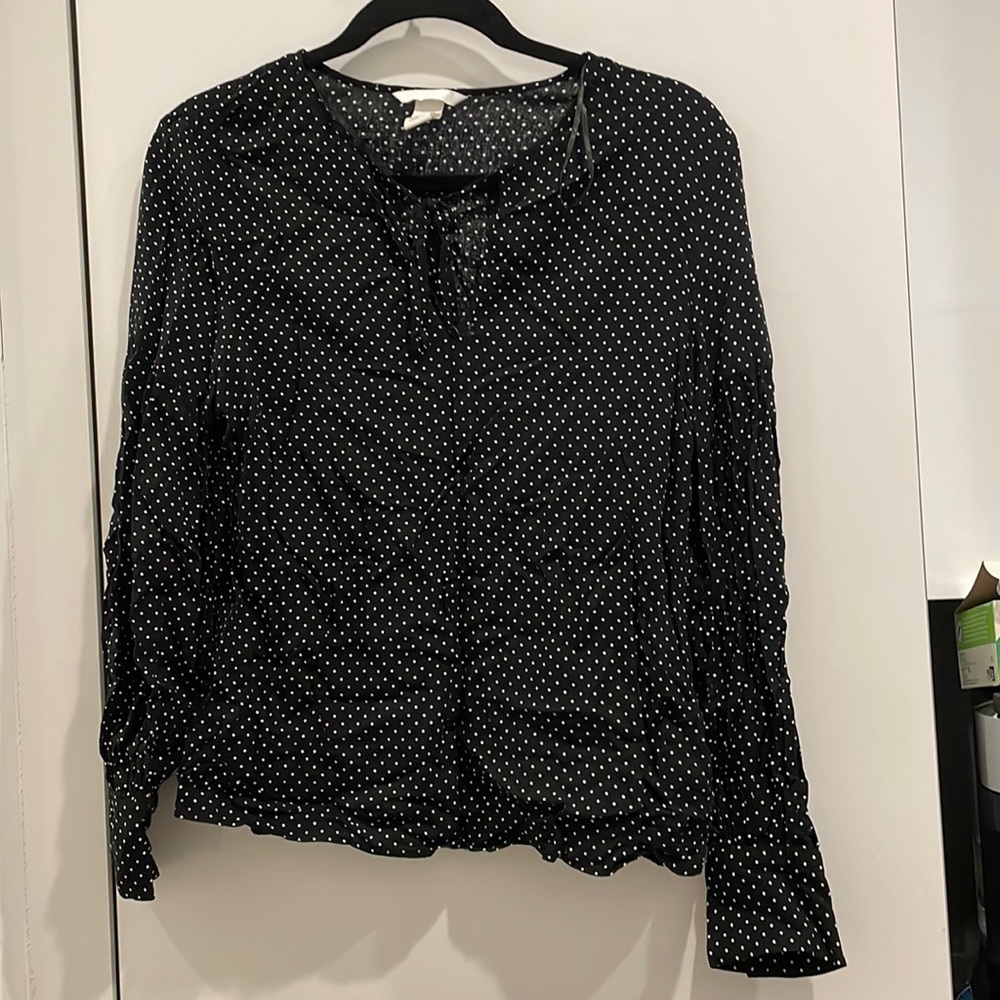 H&M black and white polka dot long sleeved blouse (Size 8)